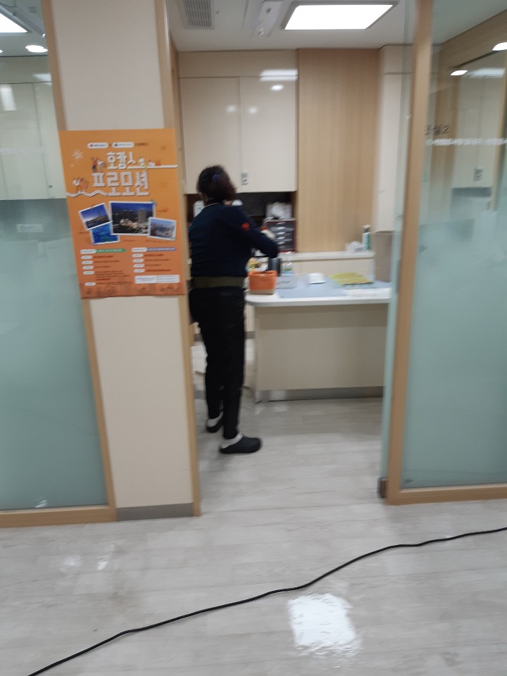 2038599400_2NIeWjyE_984015e84bde2ff9d4197ebd2535d5205e4c34dd.jpg 이미지크게보기